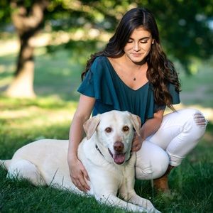 Meet your Posher, Dana